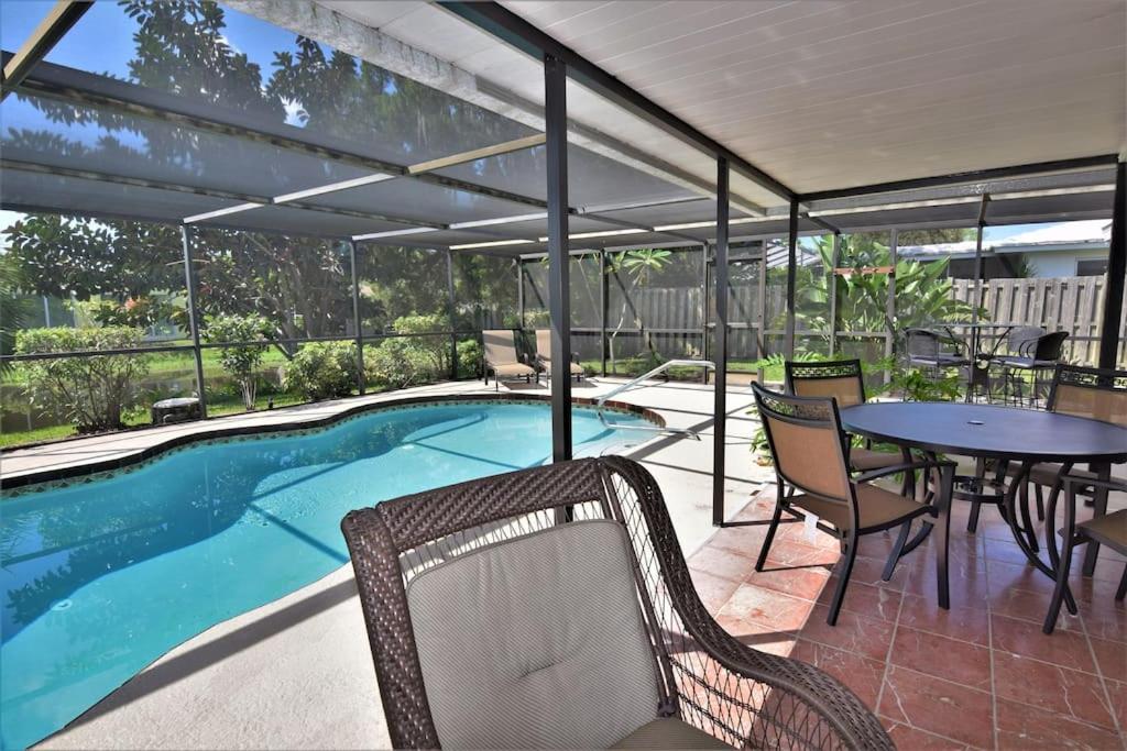 Rowena House 2Bd Den 2Bth Heated Pool Near Siesta Key Villa Sarasota megye Kültér fotó